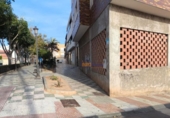 155m² locaux commerciaux pour vente à Roquetas de Mar, photo