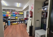 Oficina en venta con 260m² en Badajoz foto