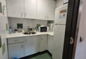 Oficina en venta con 260m² en Badajoz foto