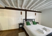 Hotel en venta con 600m² en Burgos foto