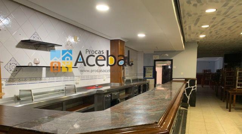 Local comercial