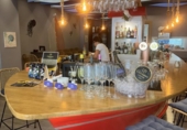 Bar en traspaso con 80m² en Marbella foto