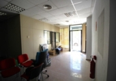 111m² commercial premises for sale in Petrer, photo
