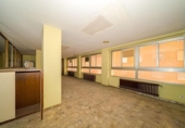 276m² commercial premises for sale in Alcoy, photo