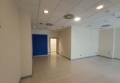 97m² commercial premises for sale in Guecho, photo