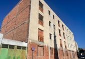 Edificio en venta en Torredonjimeno, Calle Cristóbal Colón foto
