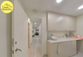88m² commercial premises for sale in Gerona, photo