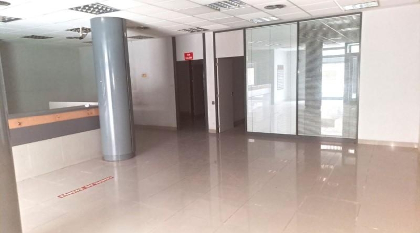 Local comercial