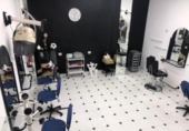 100m² hair salon for sale in Pontevedra, photo