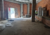 372m² commercial premises for sale in Pontevedra, photo