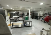 Nave Industrial en venta con 225m² en Marbella foto