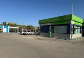 Local comercial en venta con 300m² en Vélez-Málaga foto