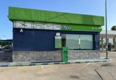Local comercial en venta con 300m² en Vélez-Málaga foto