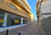 Local comercial en venta con 171m² en Huércal-Overa foto