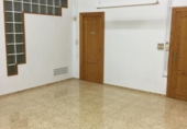 140m² offices for sale in Elda, avenida de ronda photo