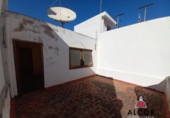 Edificio en venta con 335m² en Benicarló foto