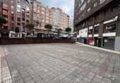 85m² commercial premises for sale in Oviedo, photo