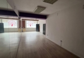 85m² commercial premises for sale in Oviedo, photo