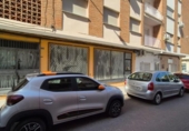 91m² locaux commerciaux pour vente à Badajoz, photo