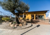 Restaurante en venta con 591m² en Cerdanyola del Vallès foto