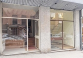 Local comercial en venta con 99m² en Vergara foto