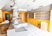 Local comercial en venta con 90m² en Mondragón foto