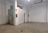 159m² commercial premises for sale in Almansa, Calle Corredera photo