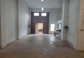 159m² commercial premises for sale in Almansa, Calle Corredera photo