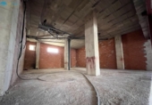 Local comercial en alquiler con 207m² en Benidorm foto