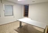 Oficina
en venda
amb 185m² a Badajoz foto
