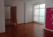 Local comercial en alquiler con 397m² en Novelda foto