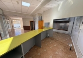 Local comercial en venta con 106m² en Águilas foto