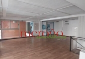 Local comercial en alquiler con 421m² en Elche foto