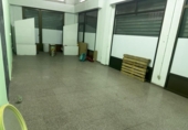 Local comercial en alquiler con 83m² en Elda foto