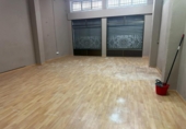 Local comercial en alquiler con 83m² en Elda foto