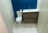 Local comercial en alquiler con 83m² en Elda foto