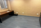 Local comercial en alquiler con 83m² en Elda foto