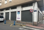 Local comercial en alquiler con 83m² en Elda foto
