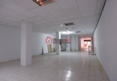 162m² locaux commerciaux pour location à Valence, photo