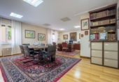 185m² bureau pour vente à Madrid, photo