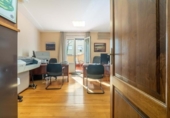 185m² bureau pour vente à Madrid, photo