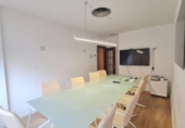 Oficina en venta con 125m² en Málaga foto