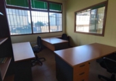 Oficina en venta con 596m² en Santiago de Compostela foto