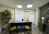 384m² offices for sale in Valladolid, photo