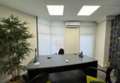 384m² offices for sale in Valladolid, photo