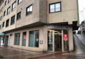 154m² commercial premises for sale in Pontevedra, photo