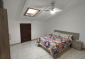 360m² bâtiment résidentiel pour vente à Marín, photo