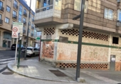Local comercial en venta con 84m² en Lalín foto