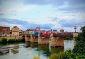 128m² building for sale in Miranda de Ebro, photo