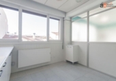 Oficina en venta con 110m² en Pamplona foto